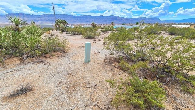 90 E Kolb Drive, Meadview, AZ 86444