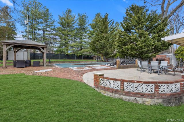 154 Alexander Avenue, Nesconset, NY 11767