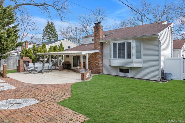 154 Alexander Avenue, Nesconset, NY 11767