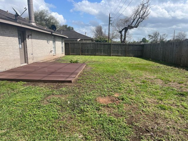 2434 Long Reach Drive, Sugar Land, TX 77478