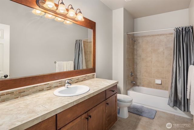 20920 SE 8th Place, Sammamish, WA 98075