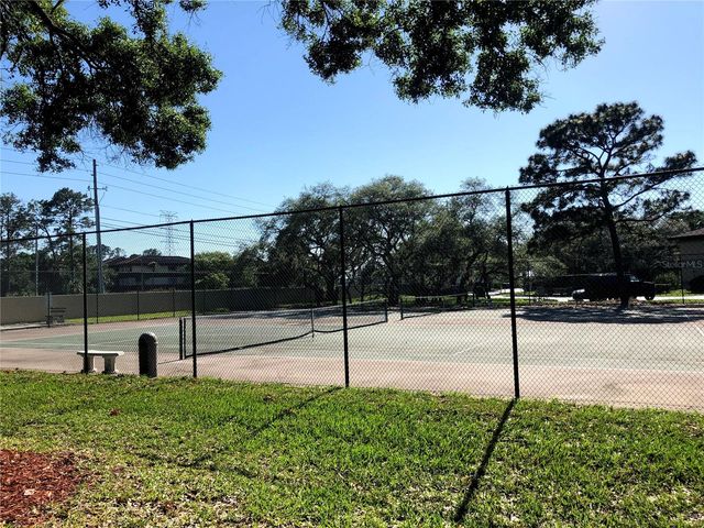 2661 SABAL SPRINGS CIRCLE 204, Clearwater, FL 33761