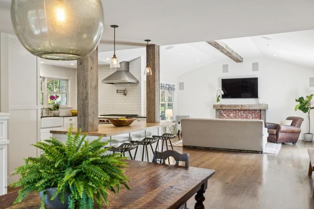 1016 Greenwood Drive, Menlo Park, CA 94025