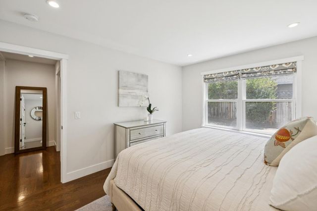1016 Greenwood Drive, Menlo Park, CA 94025