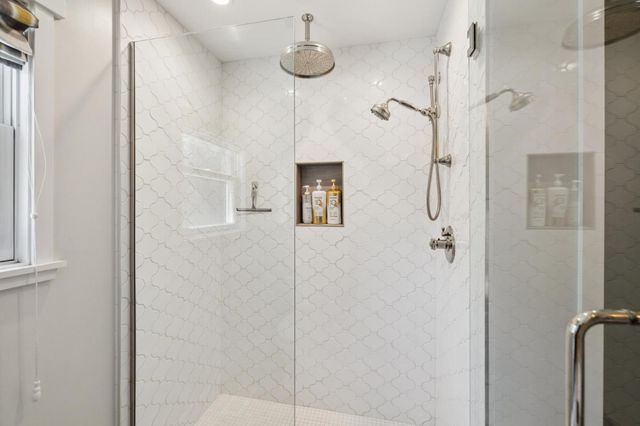 1016 Greenwood Drive, Menlo Park, CA 94025
