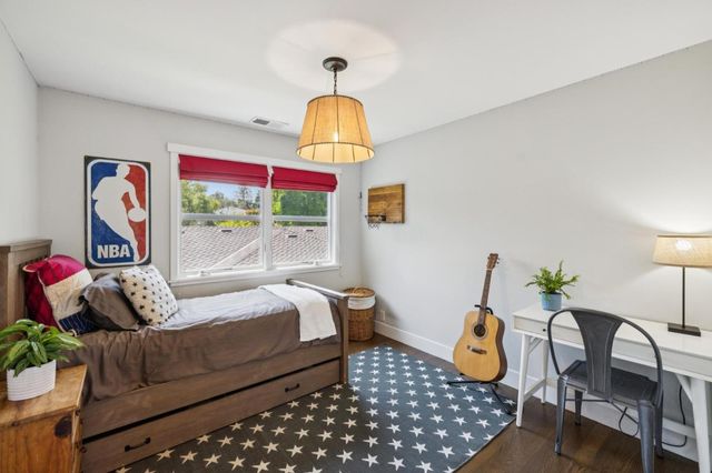 1016 Greenwood Drive, Menlo Park, CA 94025