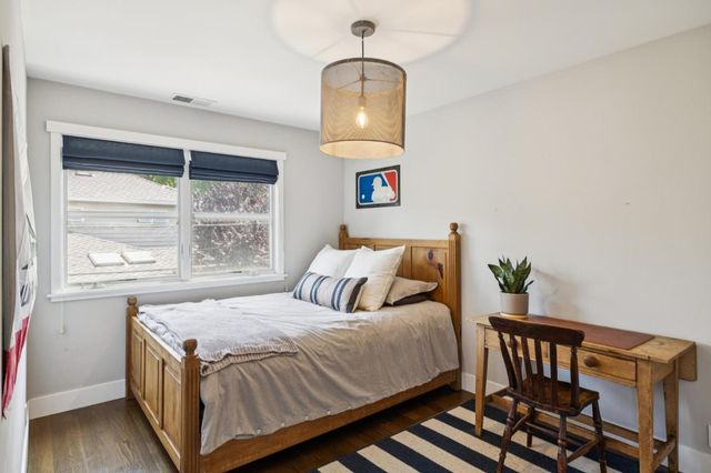 1016 Greenwood Drive, Menlo Park, CA 94025