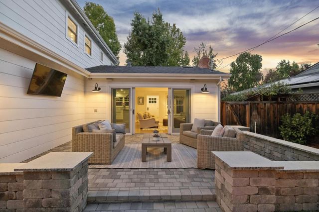 1016 Greenwood Drive, Menlo Park, CA 94025