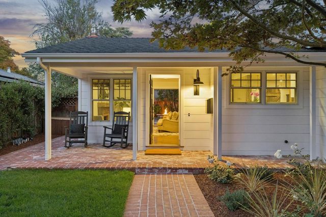 1016 Greenwood Drive, Menlo Park, CA 94025