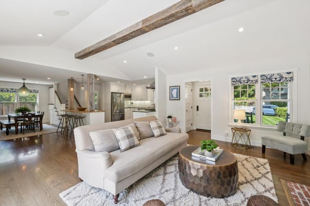 1016 Greenwood Drive, Menlo Park, CA 94025