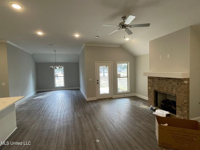 561 Patrick Farms Drive, Pearl, MS 39208