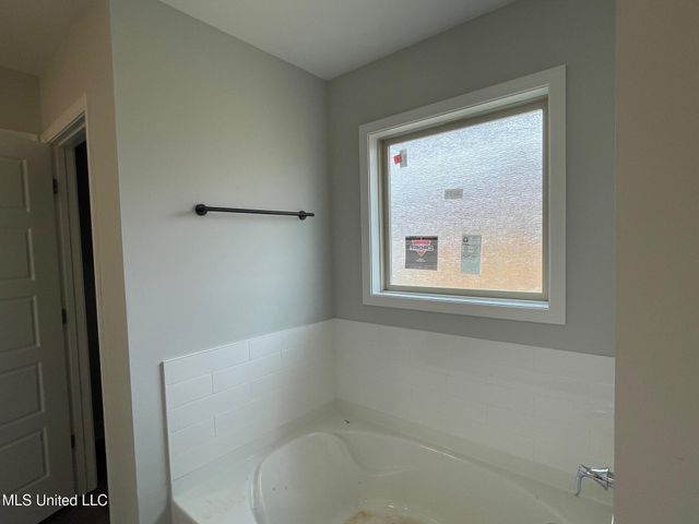 561 Patrick Farms Drive, Pearl, MS 39208