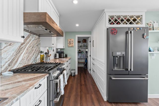 30 Cedar Point Road, Durham, NH 03824