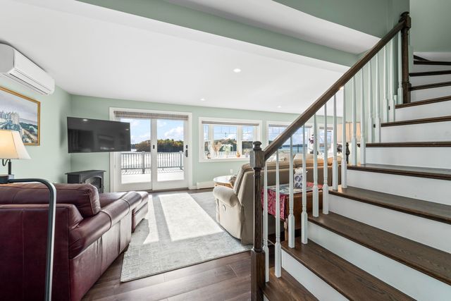 30 Cedar Point Road, Durham, NH 03824