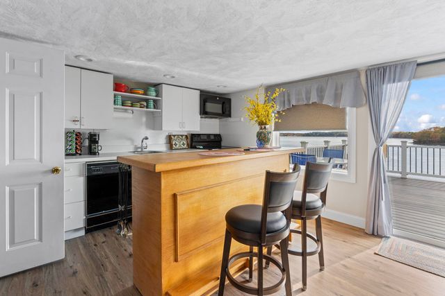 30 Cedar Point Road, Durham, NH 03824