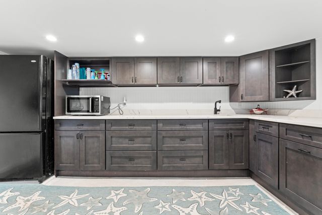 30 Cedar Point Road, Durham, NH 03824