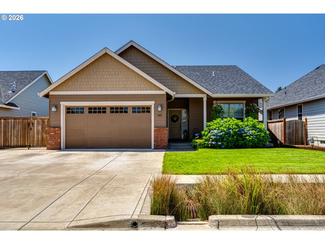 5427 KING ARTHUR Ct, Eugene, OR 97402