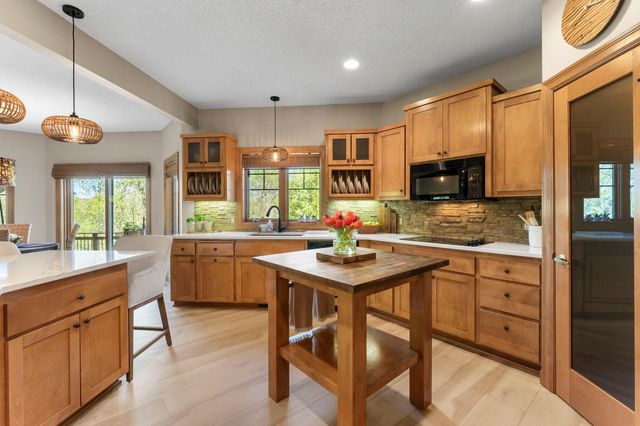 3360 Wood Duck Drive NW, Prior Lake, MN 55372