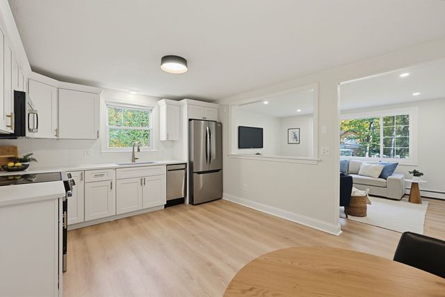 9 Merriam District, Oxford, MA 01537