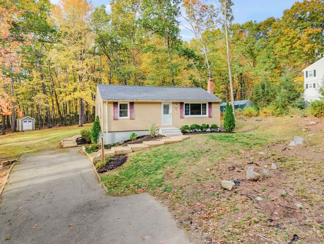9 Merriam District, Oxford, MA 01537