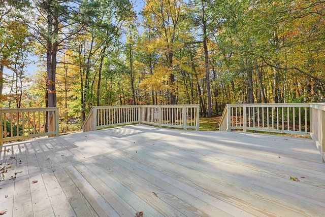 9 Merriam District, Oxford, MA 01537
