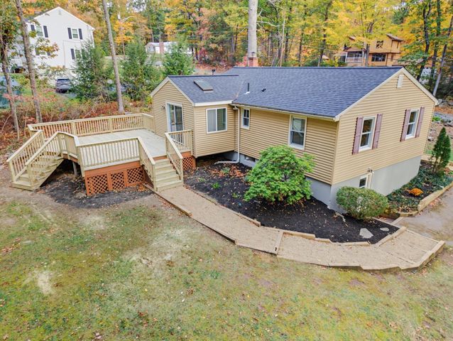 9 Merriam District, Oxford, MA 01537
