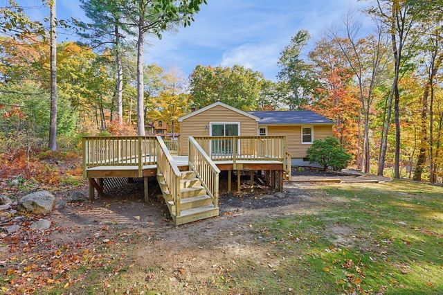9 Merriam District, Oxford, MA 01537