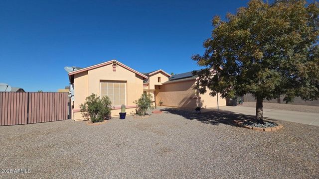 8146 W PINEVETA Drive, Arizona City, AZ 85123