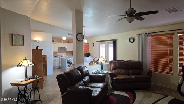 8146 W PINEVETA Drive, Arizona City, AZ 85123