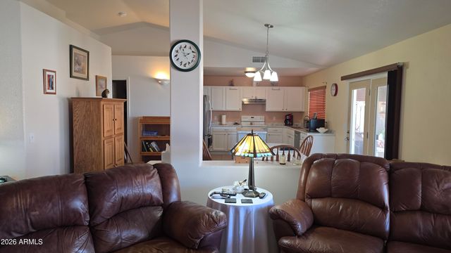 8146 W PINEVETA Drive, Arizona City, AZ 85123