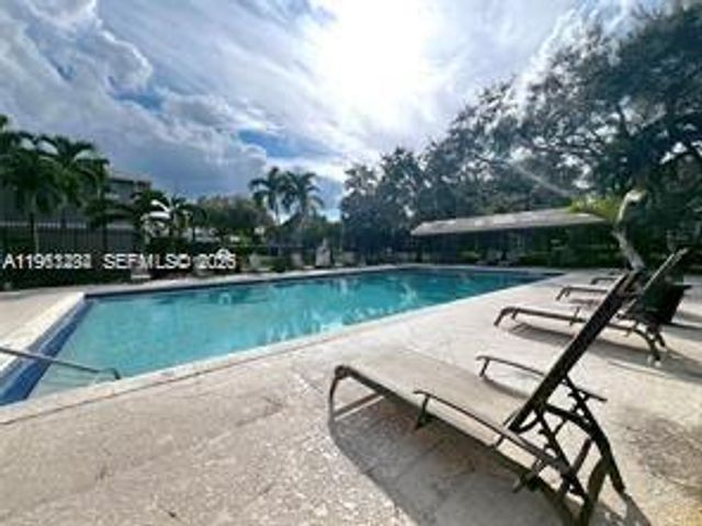 12142 SW 50th Ct 1242, Cooper City, FL 33330