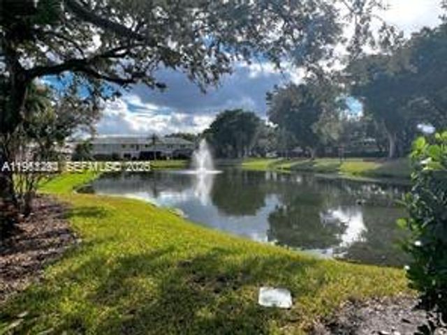 12142 SW 50th Ct 1242, Cooper City, FL 33330