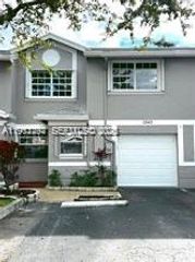 12142 SW 50th Ct 1242, Cooper City, FL 33330