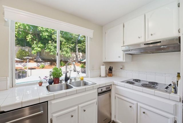 1185 Wilhelmina Way, San Jose, CA 95120