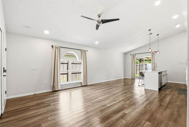 5916 LAKE FRONT DRIVE, Wesley Chapel, FL 33545