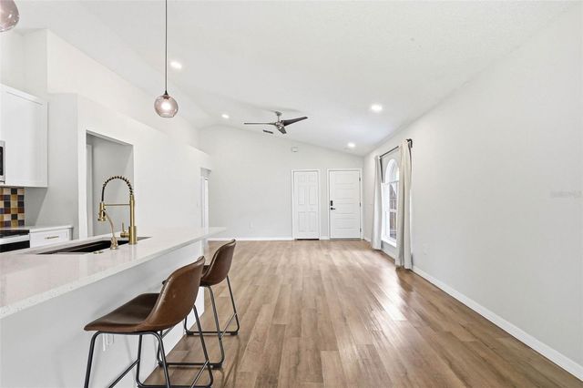 5916 LAKE FRONT DRIVE, Wesley Chapel, FL 33545