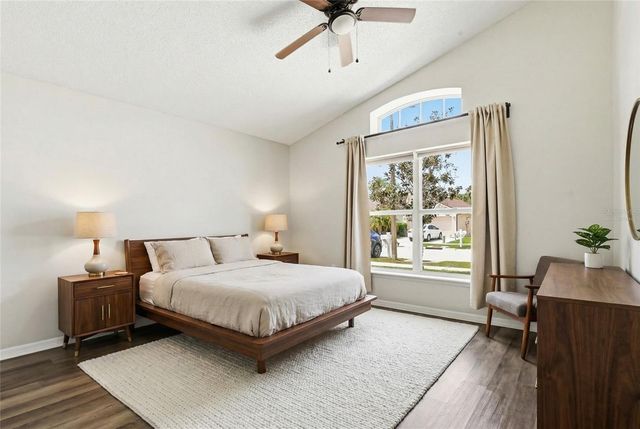 5916 LAKE FRONT DRIVE, Wesley Chapel, FL 33545