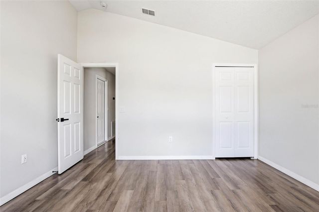 5916 LAKE FRONT DRIVE, Wesley Chapel, FL 33545