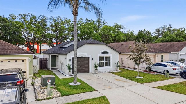 5916 LAKE FRONT DRIVE, Wesley Chapel, FL 33545