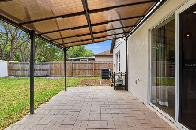 5916 LAKE FRONT DRIVE, Wesley Chapel, FL 33545