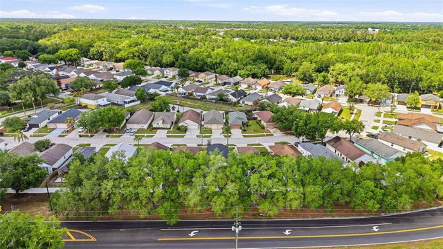 5916 LAKE FRONT DRIVE, Wesley Chapel, FL 33545