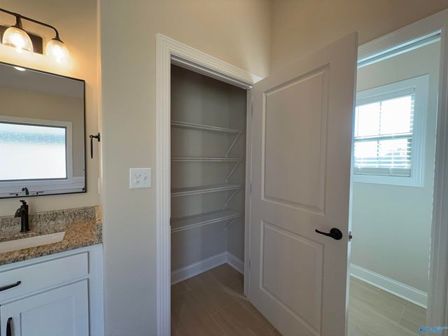 26430 Birkshire Lane, Athens, AL 35613