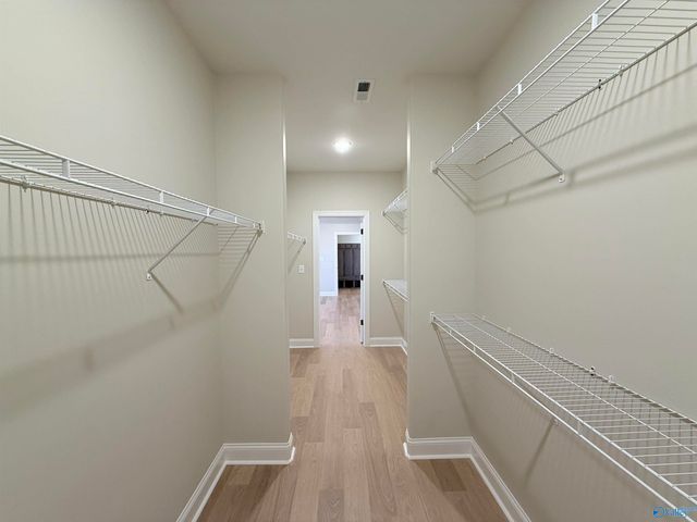 26430 Birkshire Lane, Athens, AL 35613