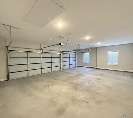 26430 Birkshire Lane, Athens, AL 35613