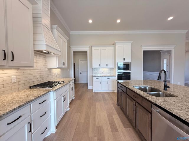 26430 Birkshire Lane, Athens, AL 35613