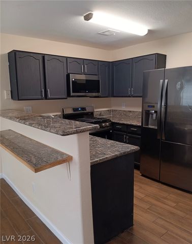 1928 Hodgenville Street 102, Las Vegas, NV 89106
