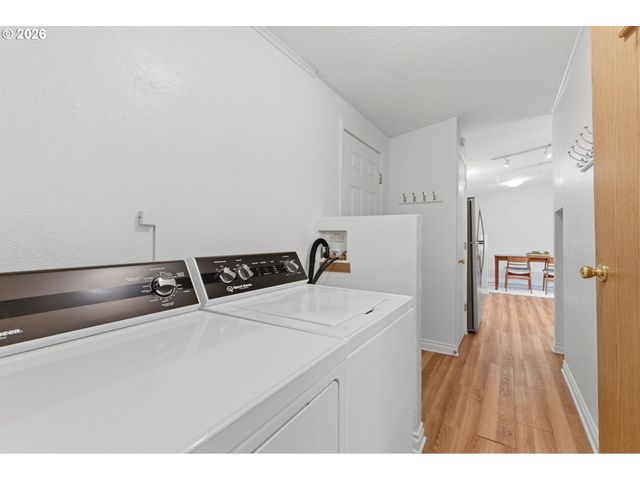 10400 Se COOK Ct 4, Milwaukie, OR 97222