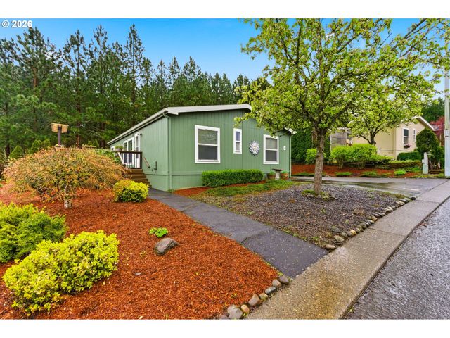 10400 Se COOK Ct 4, Milwaukie, OR 97222