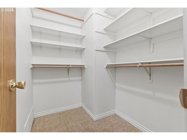 10400 Se COOK Ct 4, Milwaukie, OR 97222