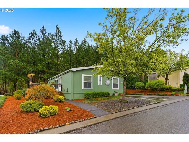 10400 Se COOK Ct 4, Milwaukie, OR 97222